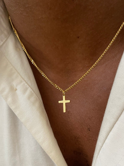 Seralyn™ Cross Necklace | Gold